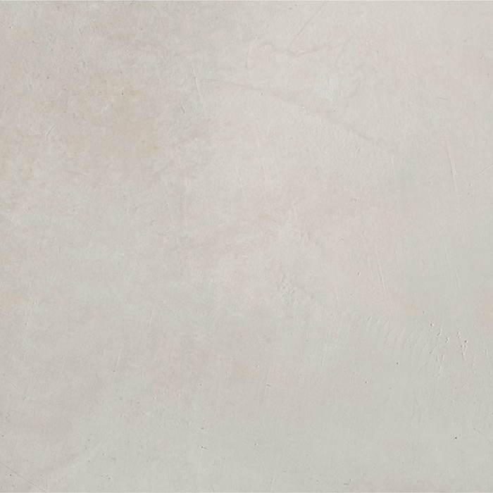 Eine glatte, hellgraue Oberfläche, die eine Betontextur aufweist. Die Oberfläche ist größtenteils einheitlich in der Farbe mit subtilen Variationen und Markierungen, die auf ein handgefertigtes oder gegossenes Material hinweisen. Sie reflektiert Licht sanft und erzeugt ein elegantes und minimalistisches Erscheinungsbild, das für zeitgenössisches Innendesign oder architektonische Anwendungen geeignet ist.
